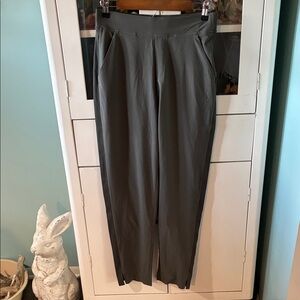 Athleta sz 4T Straight-Leg athletic Pants euc